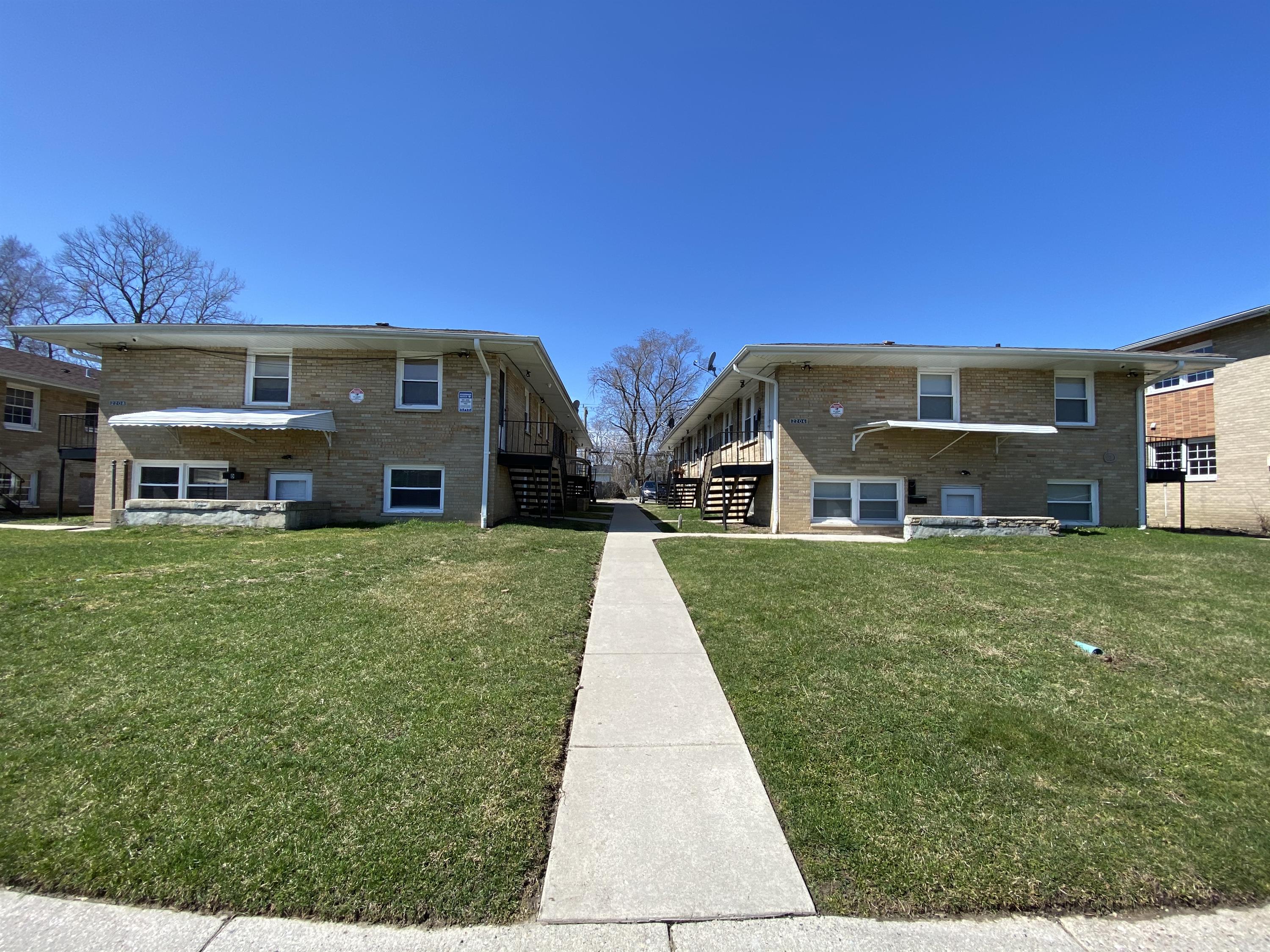 2208 Hebron Avenue - 2208 E