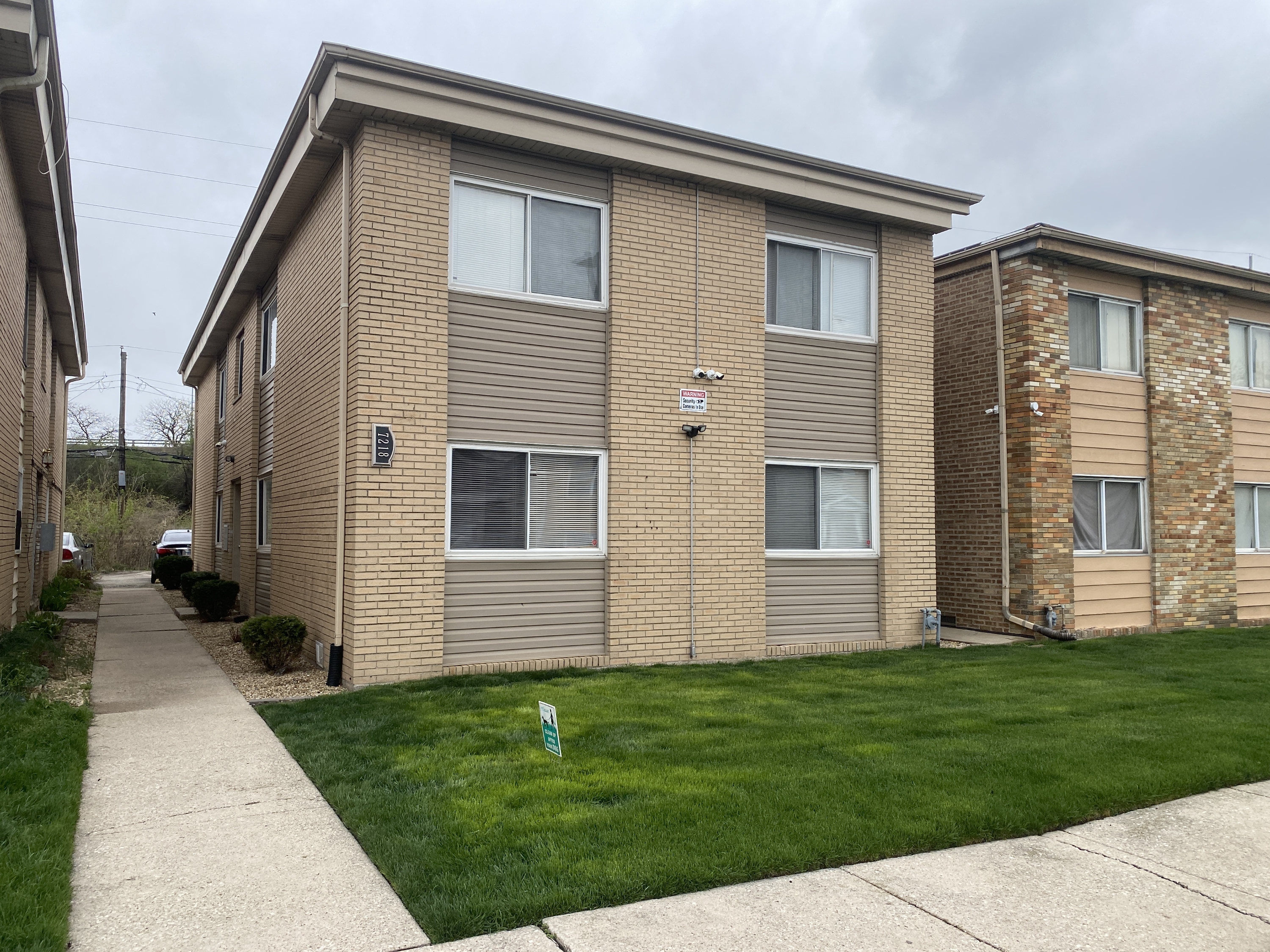 7218 Park Ave - 3